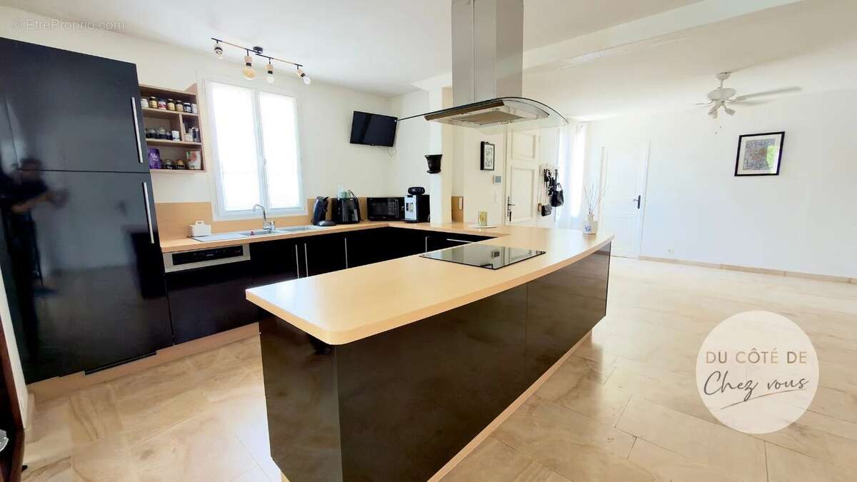 Acheter propriété d'exception 265m2 avec piscine - photo 6