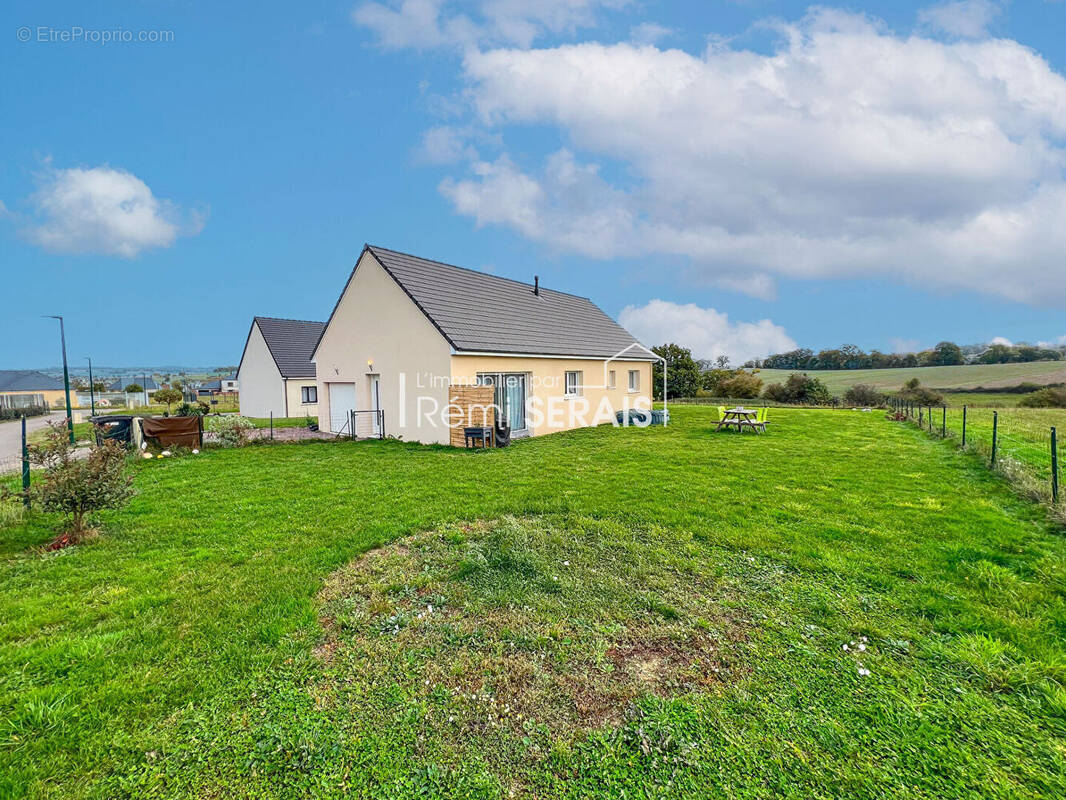 Maison à SAINT-PIERRE-DU-REGARD