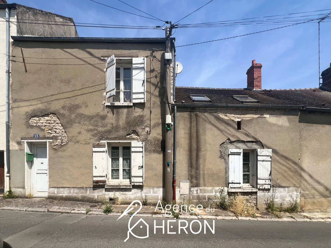Photo 1 - Maison à CHATEAU-LANDON