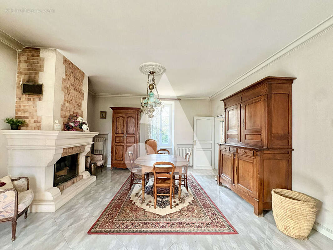 Maison à POULAN-POUZOLS