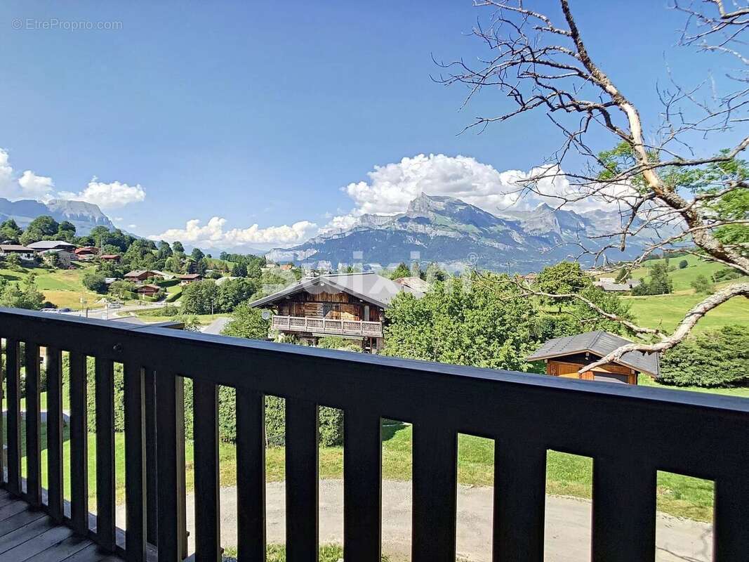 Demi chalet à vendre ski aux pieds à Megève. - photo 16