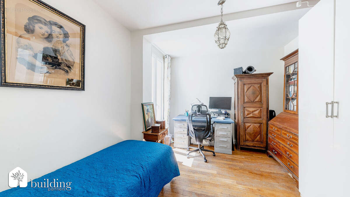 Maison à LEVALLOIS-PERRET