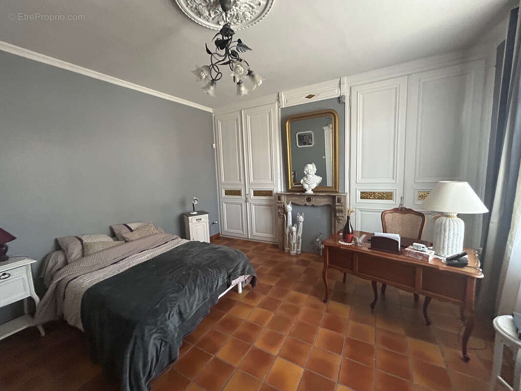 Maison à VIEUX-CONDE