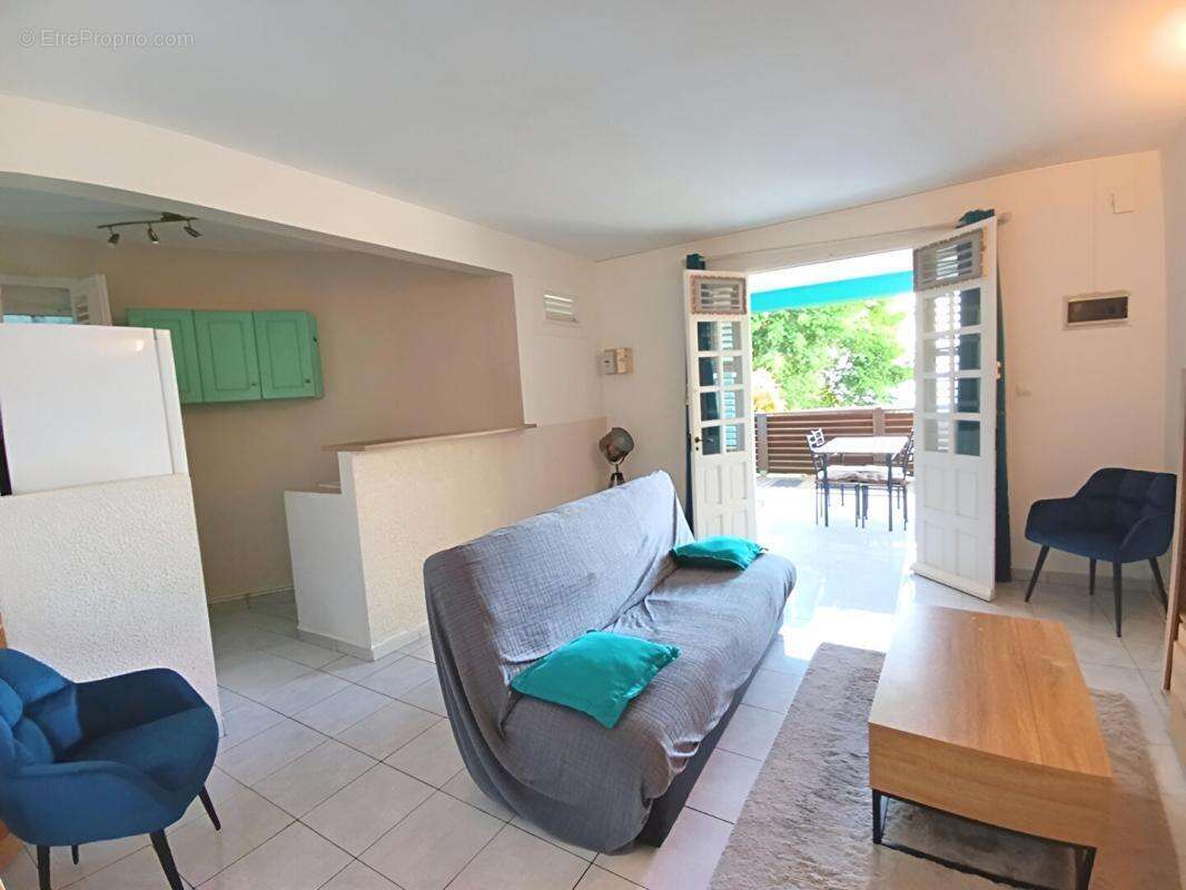 Appartement à LES TROIS-ILETS