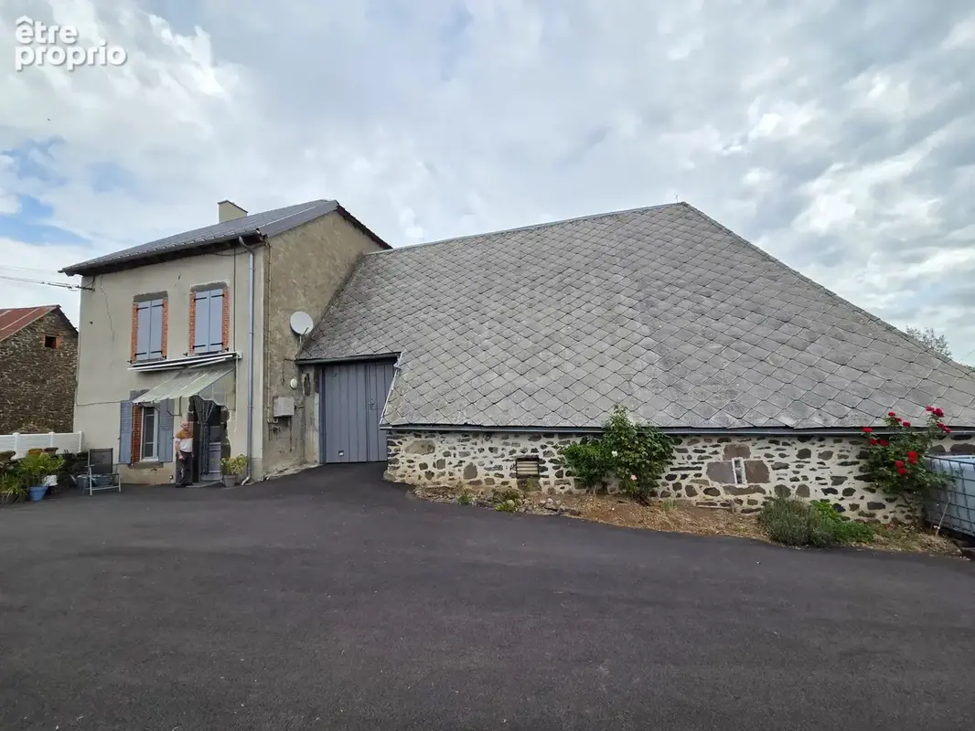 Maison à BESSE