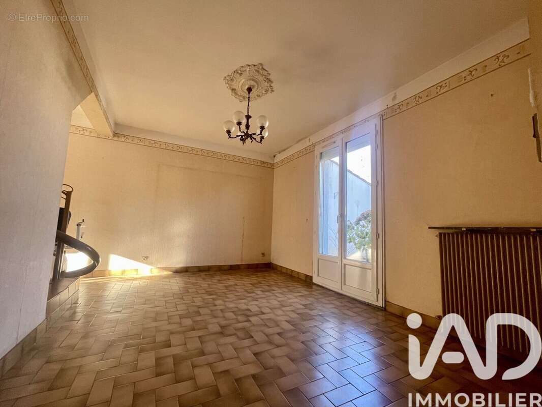 Photo 3 - Maison à SAINT-JUST