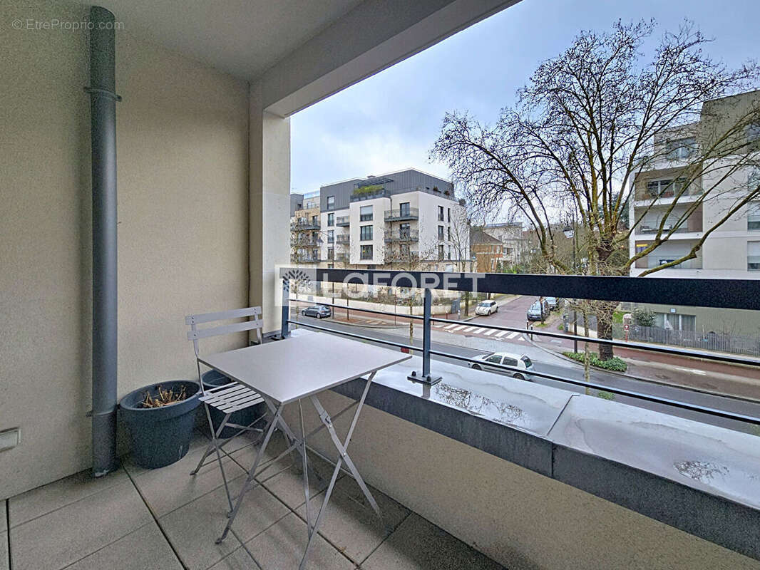 Appartement à BOURG-LA-REINE