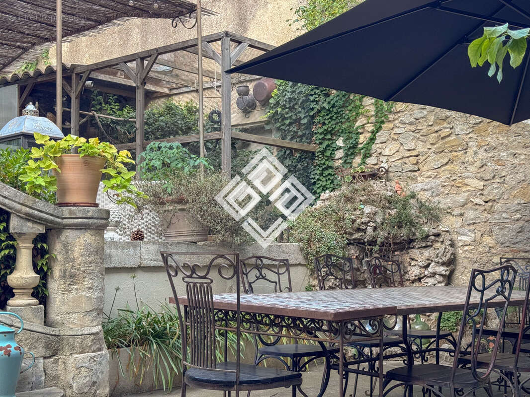 Maison de Maître restaurée avec élégance avec piscine - photo 53
