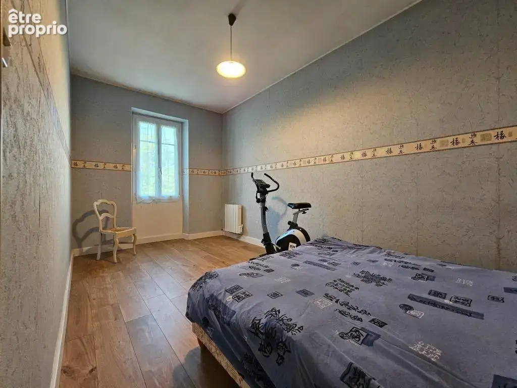 Maison principale 189 m2 5 chambres + maison secondaire 60 m2   Terrain 3235 m2 - photo 9