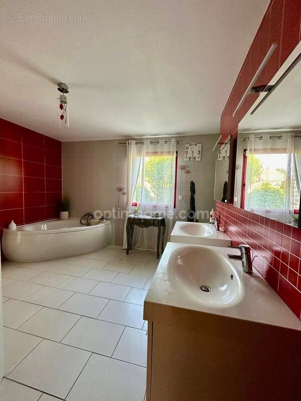 Maison à AUCHY-LES-HESDIN