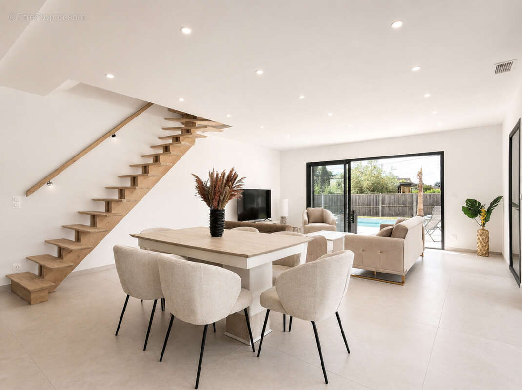 Maison 4 ch, piscine, double garage au coeur de bergerac ! - photo 8