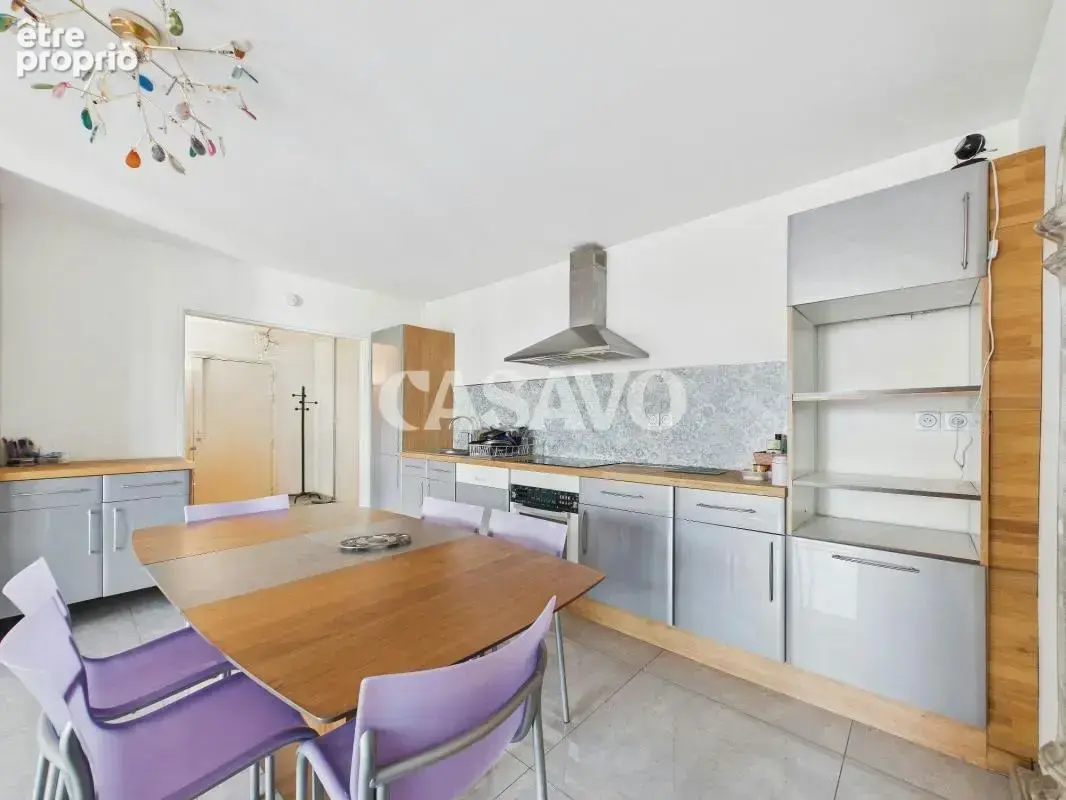 Vente Appartement 5 pièces de 97m² - 69100 Villeurbanne - photo 8