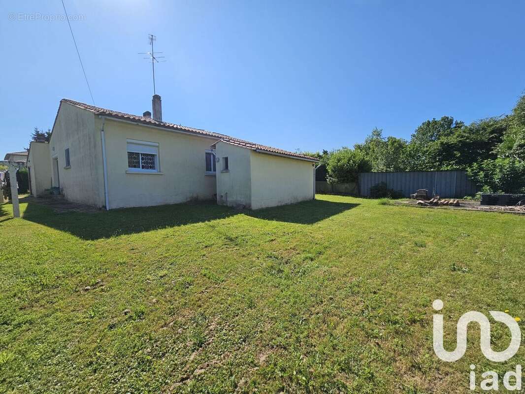 Photo 2 - Maison à CREYSSE