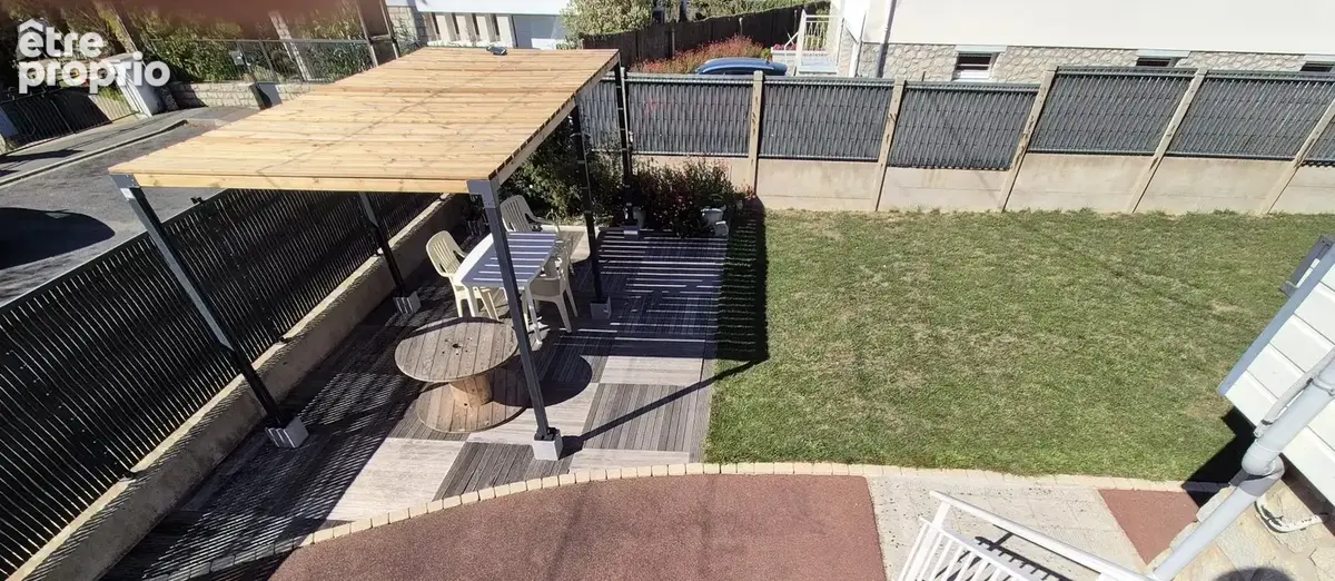 Laval - pavillon de 98 m² - photo 8