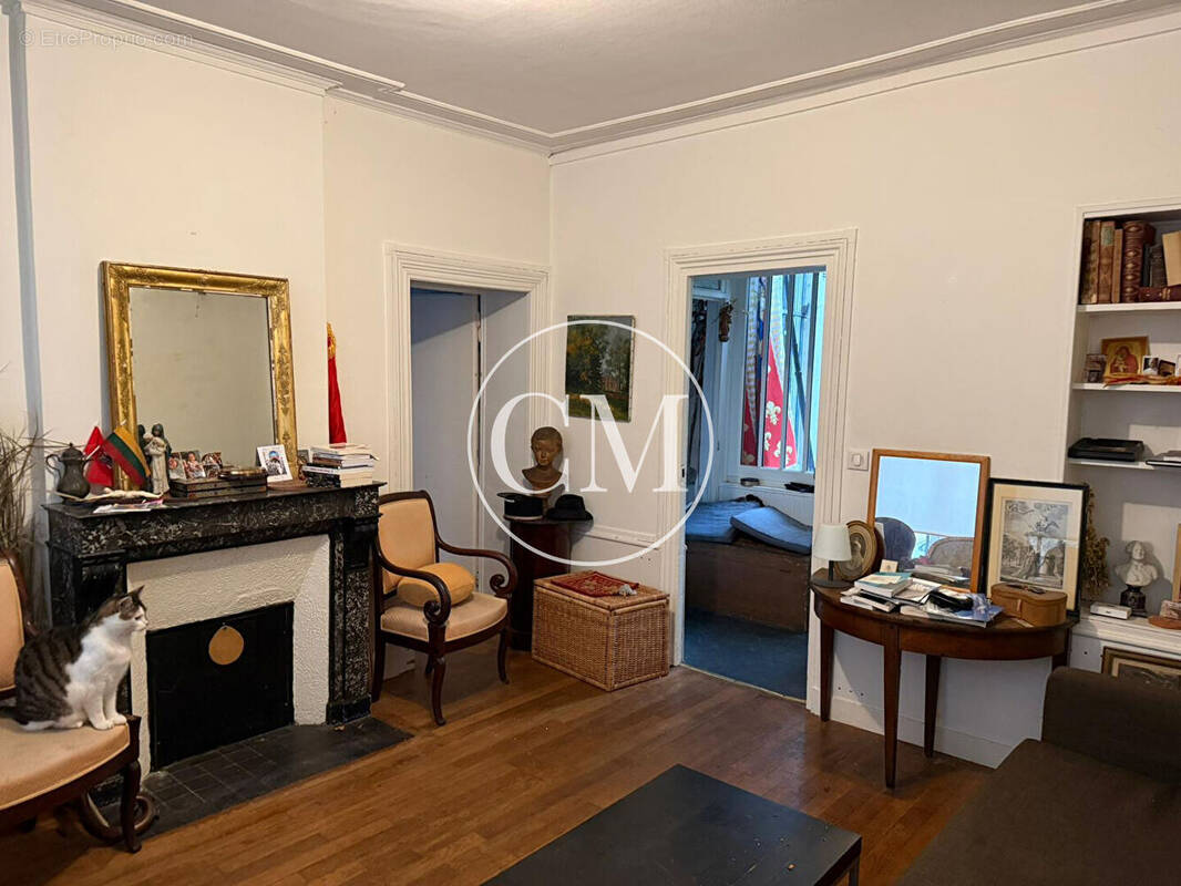 Appartement à VERSAILLES