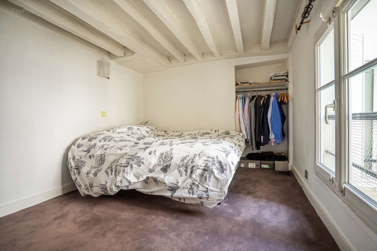 Appartement à PARIS-11E