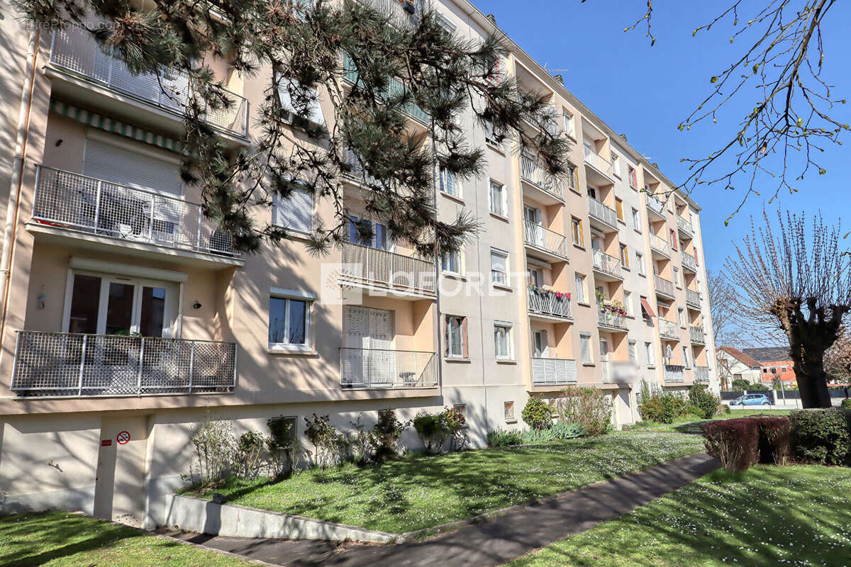 Appartement f3 - 45 m² a conflans-sainte-honorine - photo 9