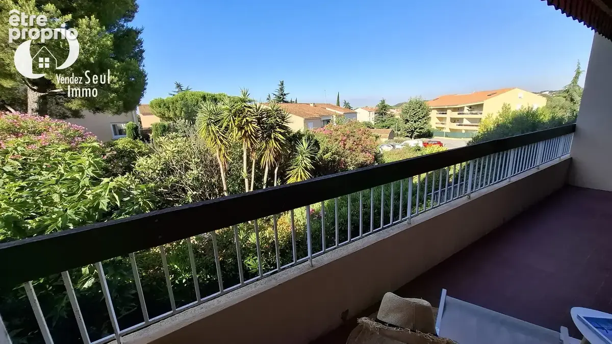 A vendre entre particuliers appartement de Type 3 de 61 m2 à Six-Four-Les-Plages 83140 - photo 6