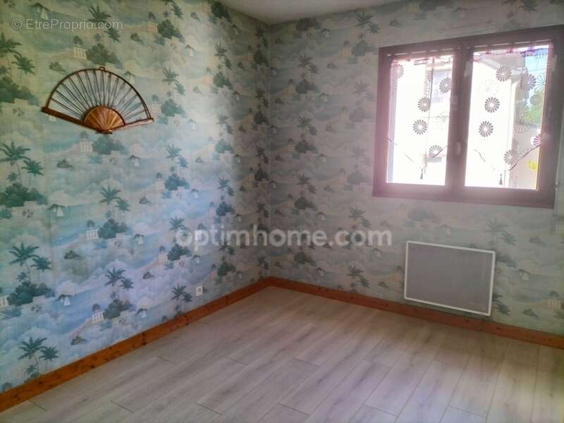 Maison à MONTFORT-SUR-MEU