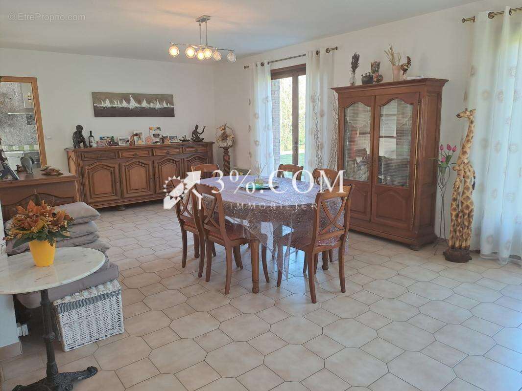 Maison à SAILLY-SUR-LA-LYS