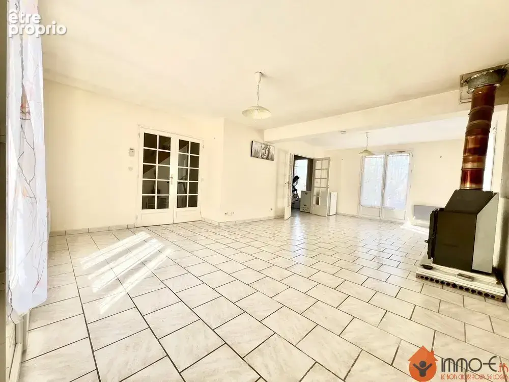 Maison 147 m² à Esbly  - photo 4