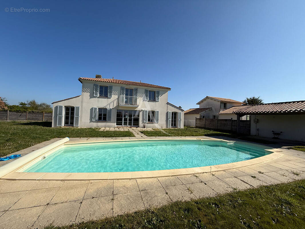 Maison à L'AIGUILLON-SUR-VIE