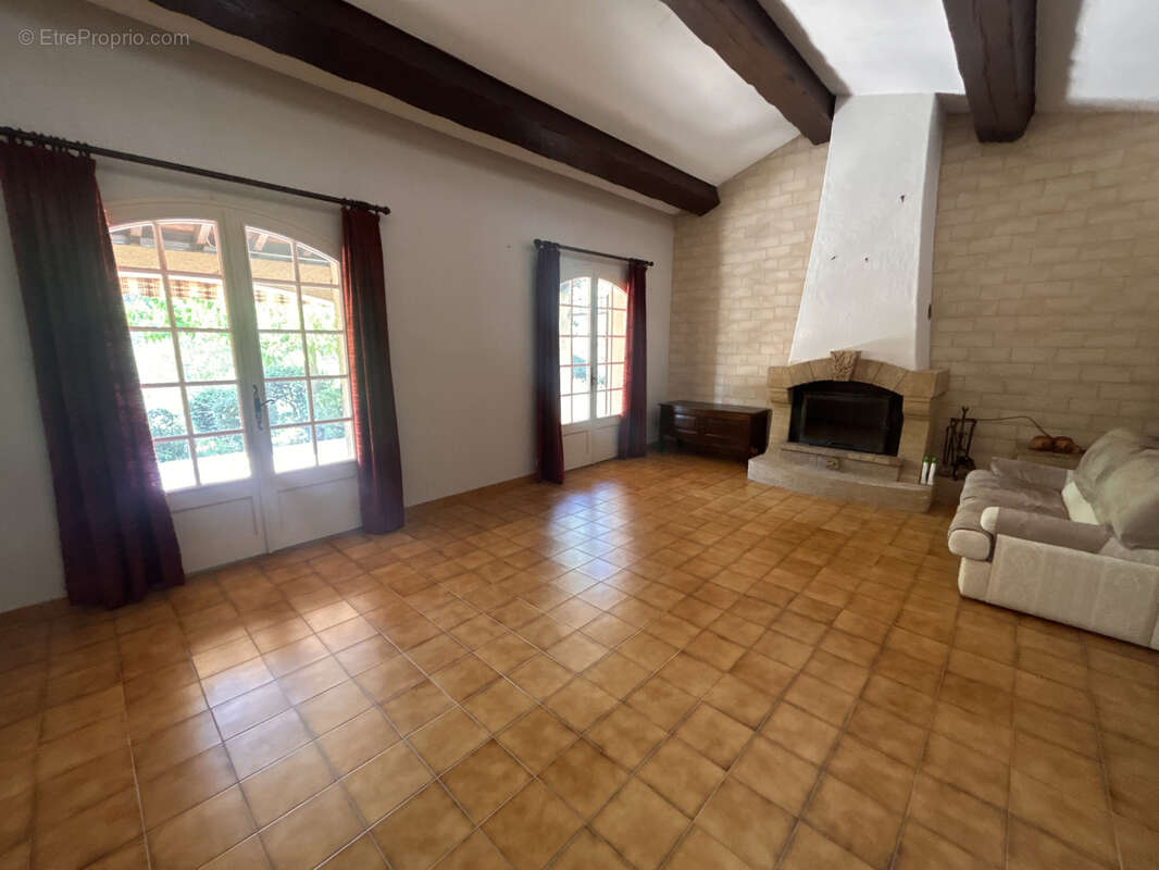 Exclusivite hauts de nimes maison 150m2 terrain 3062m2 arbore garage en sous sol - photo 6