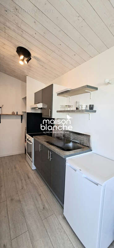 ETAGE - Appartement à PUILBOREAU