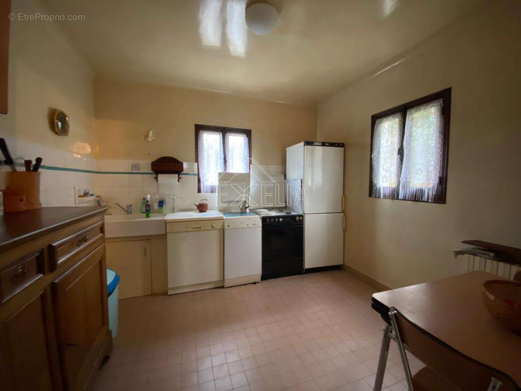 Maison à ROSNY-SUR-SEINE