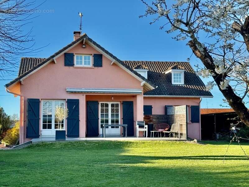 Maison à OURSBELILLE