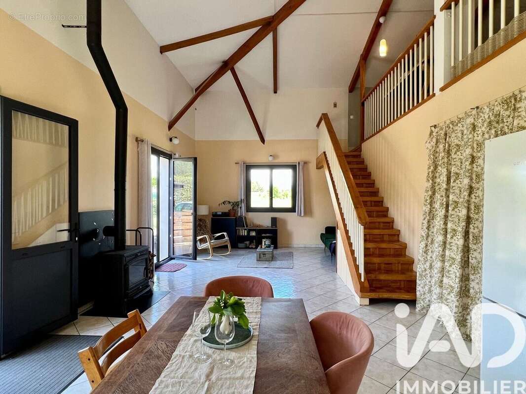 Maison 109 m² à Auriol  - photo 9