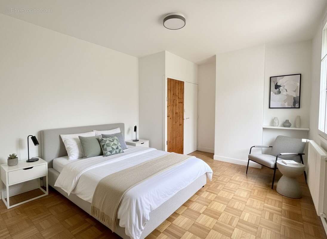 Maison à SAINT-JEAN-DE-LA-RUELLE