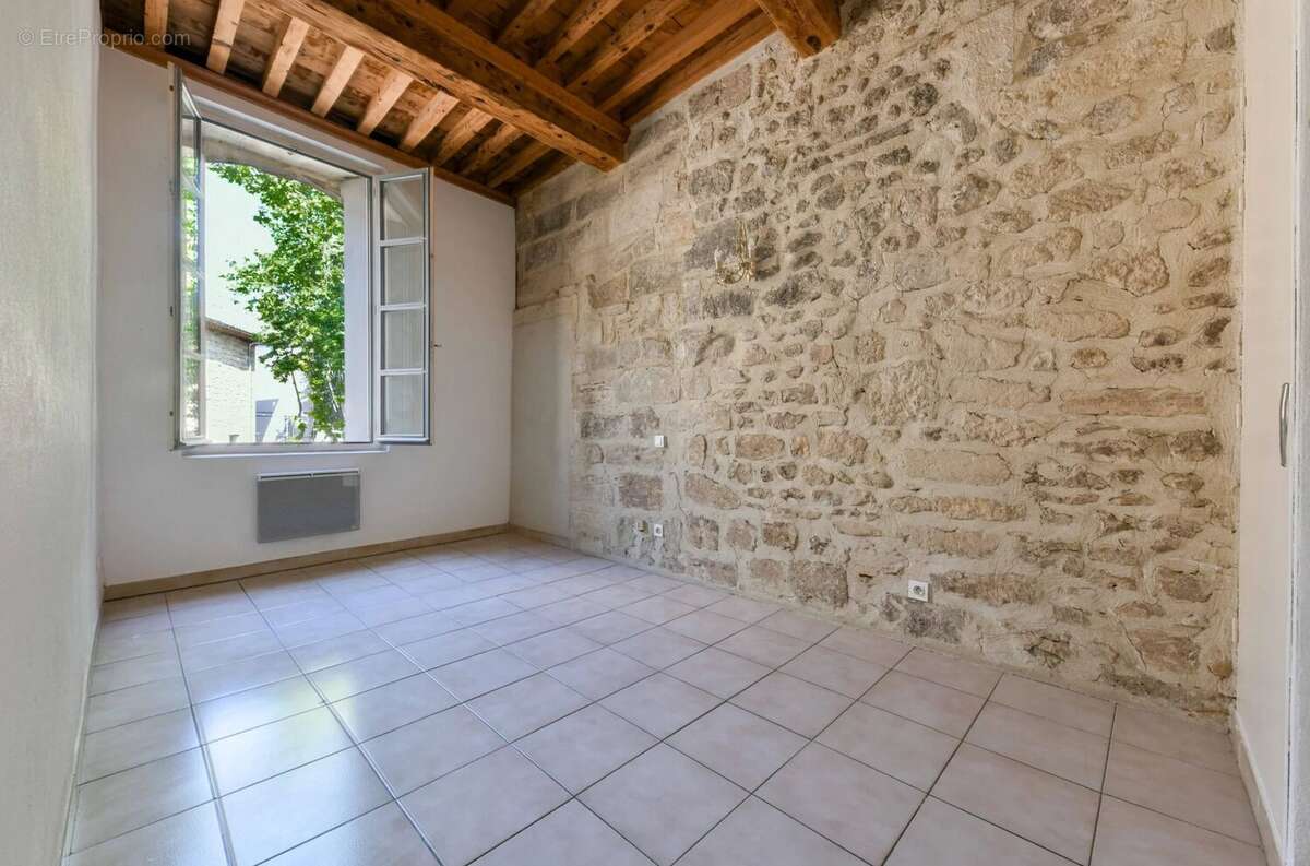 Appartement à UZES