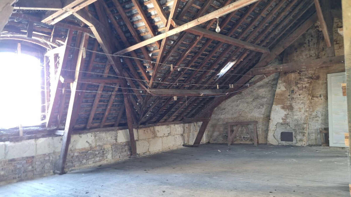 Maison à SAINT-CALAIS