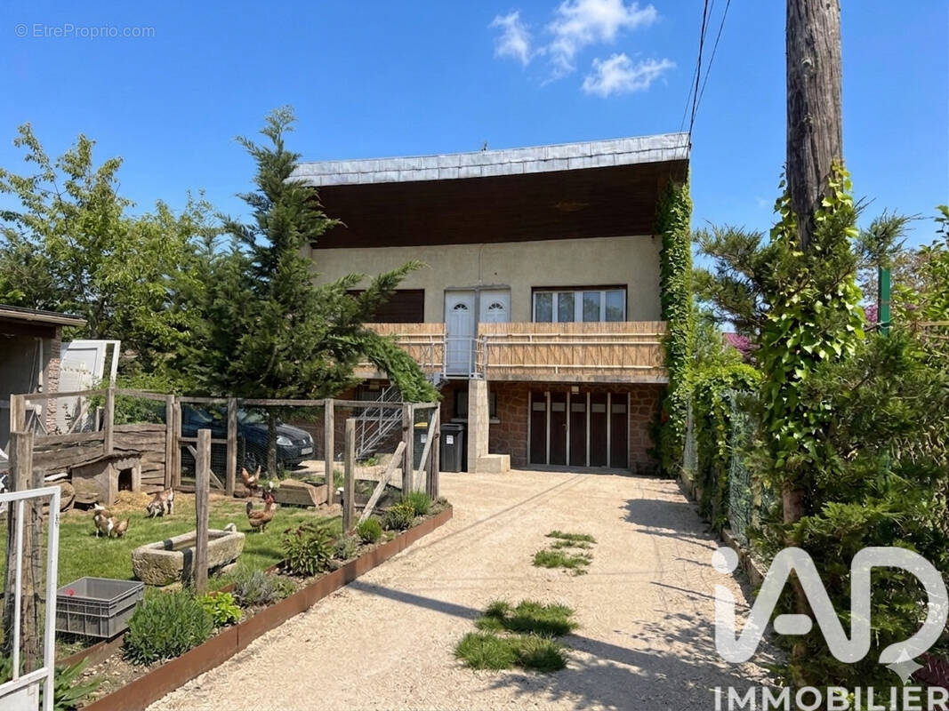 Photo 1 - Maison à CORBEIL-ESSONNES