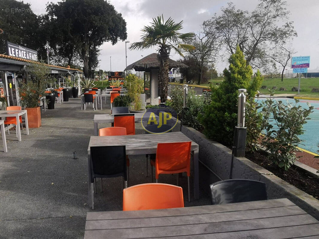 Commerce à LE VERDON-SUR-MER