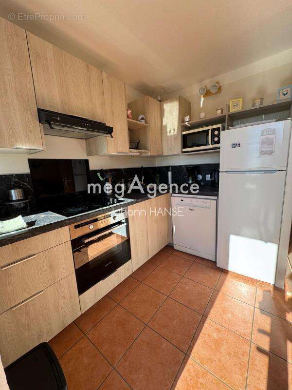 Appartement à ROQUEBRUNE-SUR-ARGENS