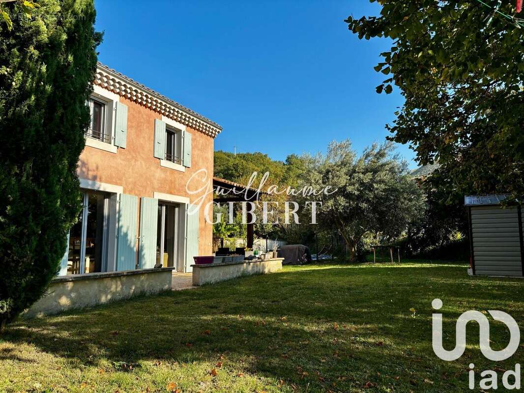 Photo 2 - Maison à PUY-SAINT-MARTIN