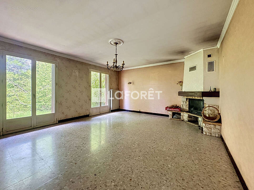 Maison à vendre Ambérieux En Dombes 6 pièce(s) 151.71 m2 - photo 8