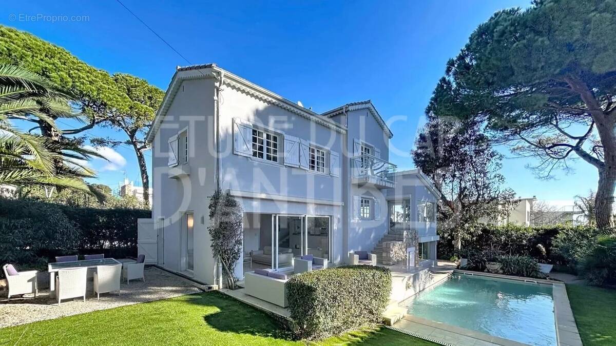 Maison à ANTIBES