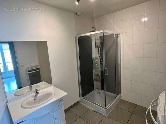 Appartement 57 m² à Graulhet  - photo 2