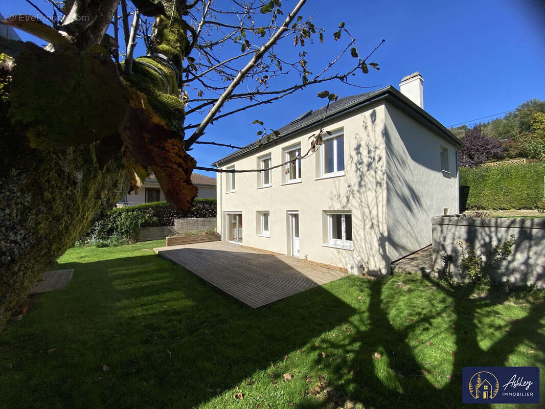 Maison 5 pièces BORT-LES-ORGUES - Maison à BORT-LES-ORGUES