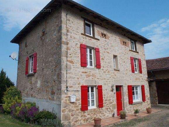 Maison à SAINT-AUVENT