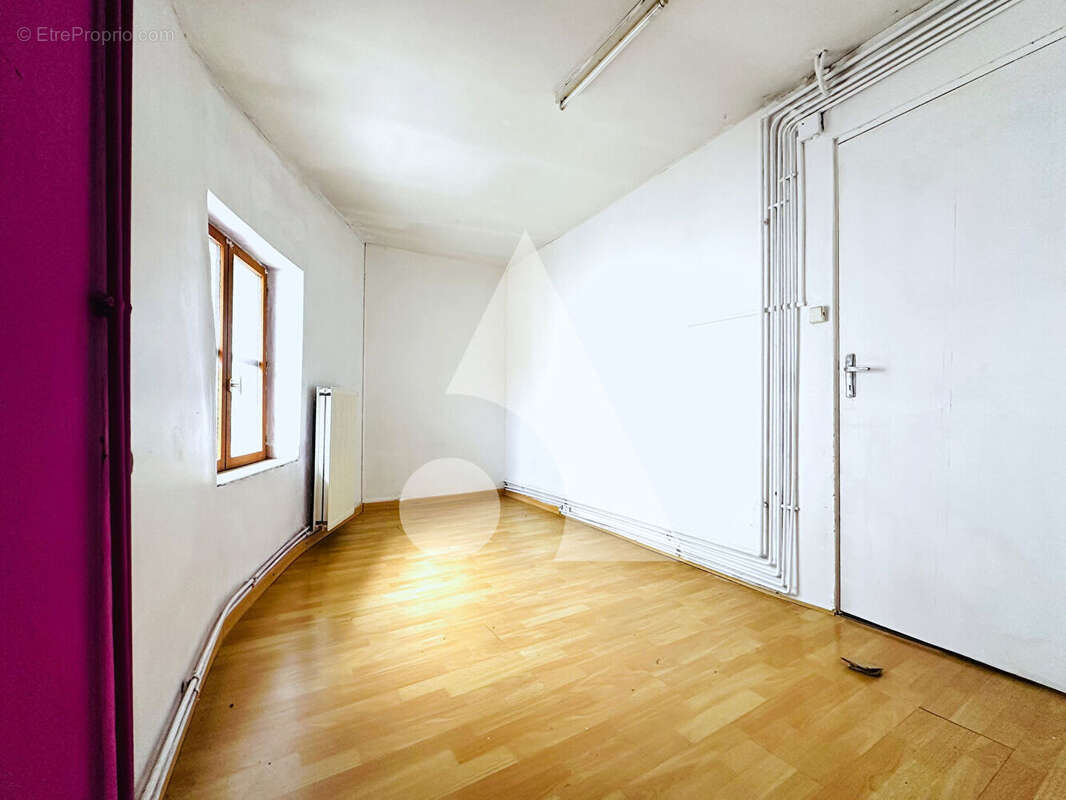 Appartement à POMPEY