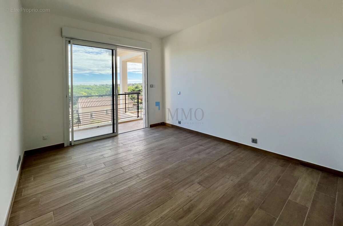 Maison à FREJUS
