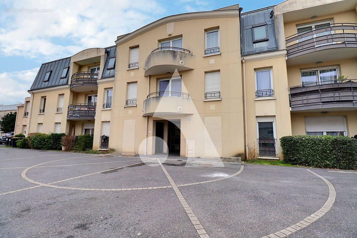 Appartement à SAINT-OUEN-L'AUMONE