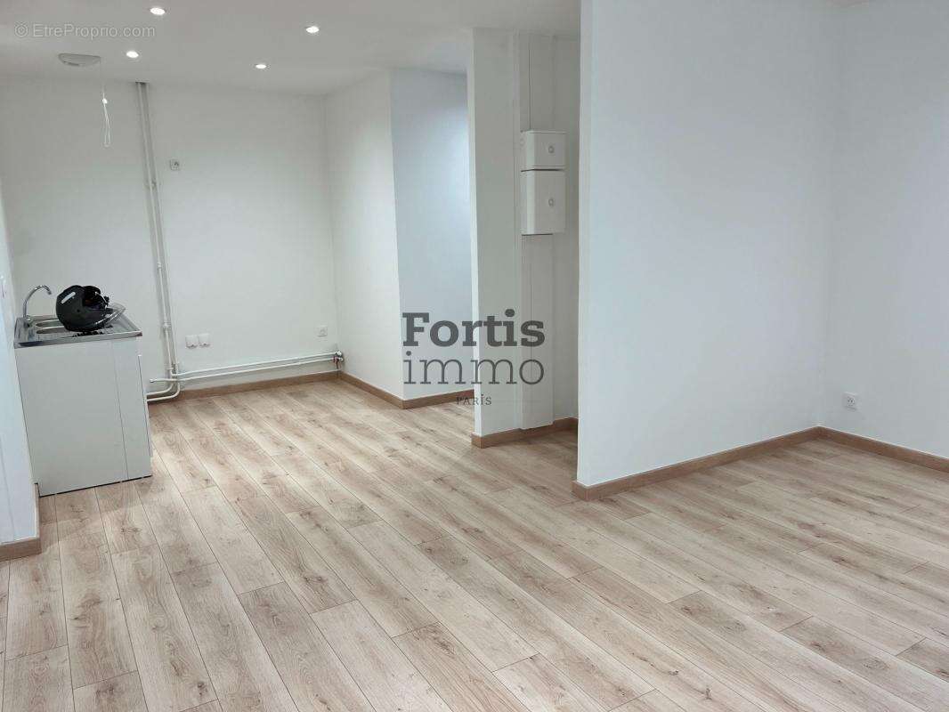 Appartement à PARIS-12E