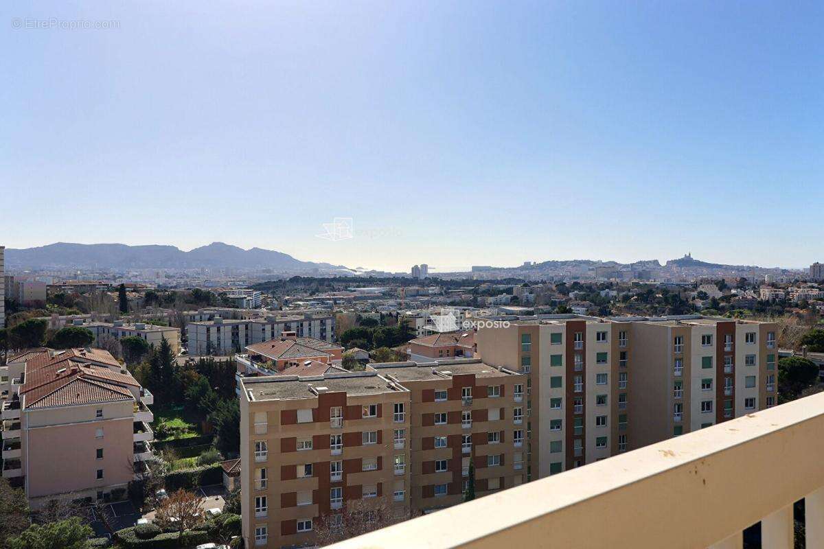 Appartement à MARSEILLE-12E