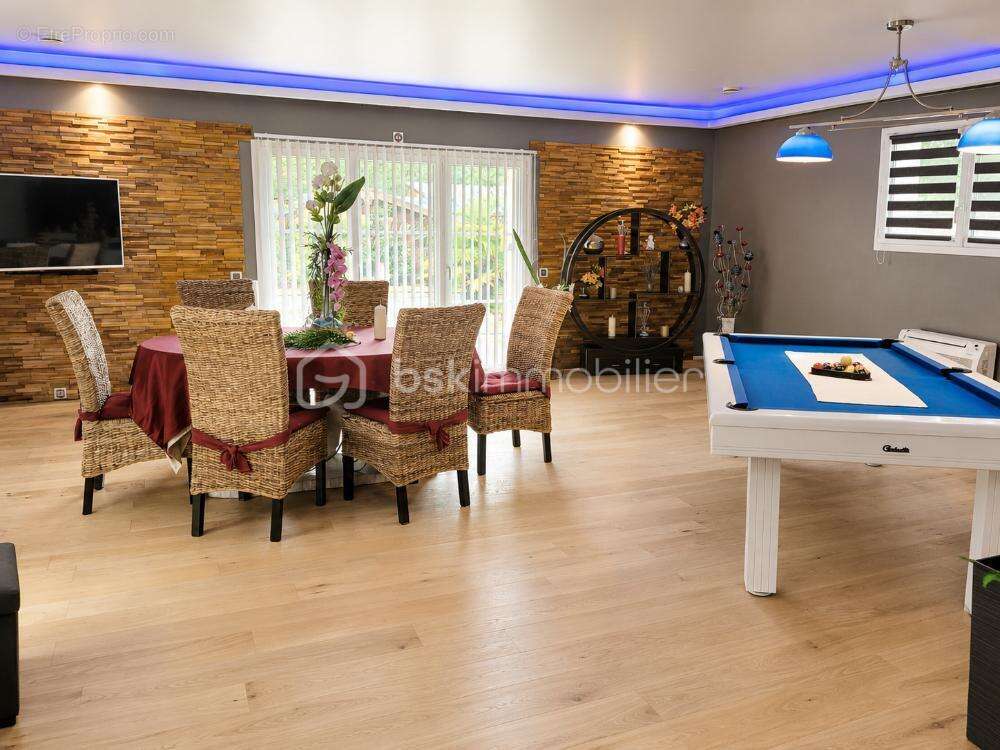 Mios - villa contemporaine de 239 m² - parcelle  de 1500 m² - photo 5
