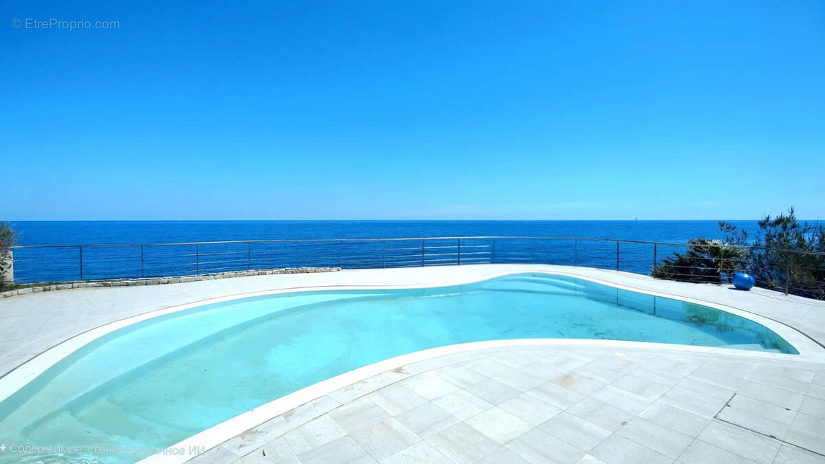 Maison à LES ISSAMBRES